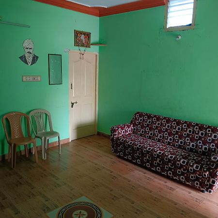 Tiruvannāmalai Ashwin Home Stay מראה חיצוני תמונה